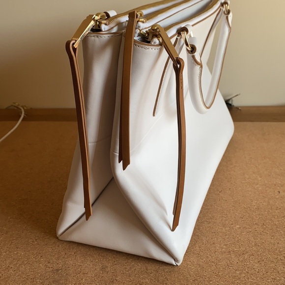 Rare white Coach top handle handbag - Picture 11 of 17
